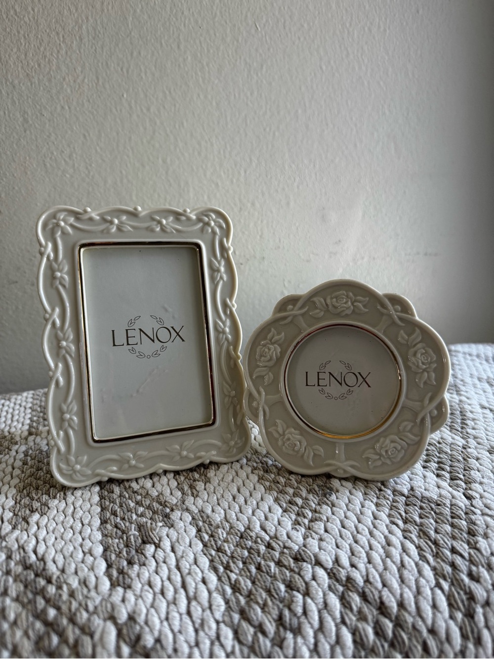 Lenox set of two porcelain gold trim picture frames NEW